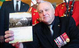 Raymond Falardeau raconte l'histoire militaire de Charlevoix